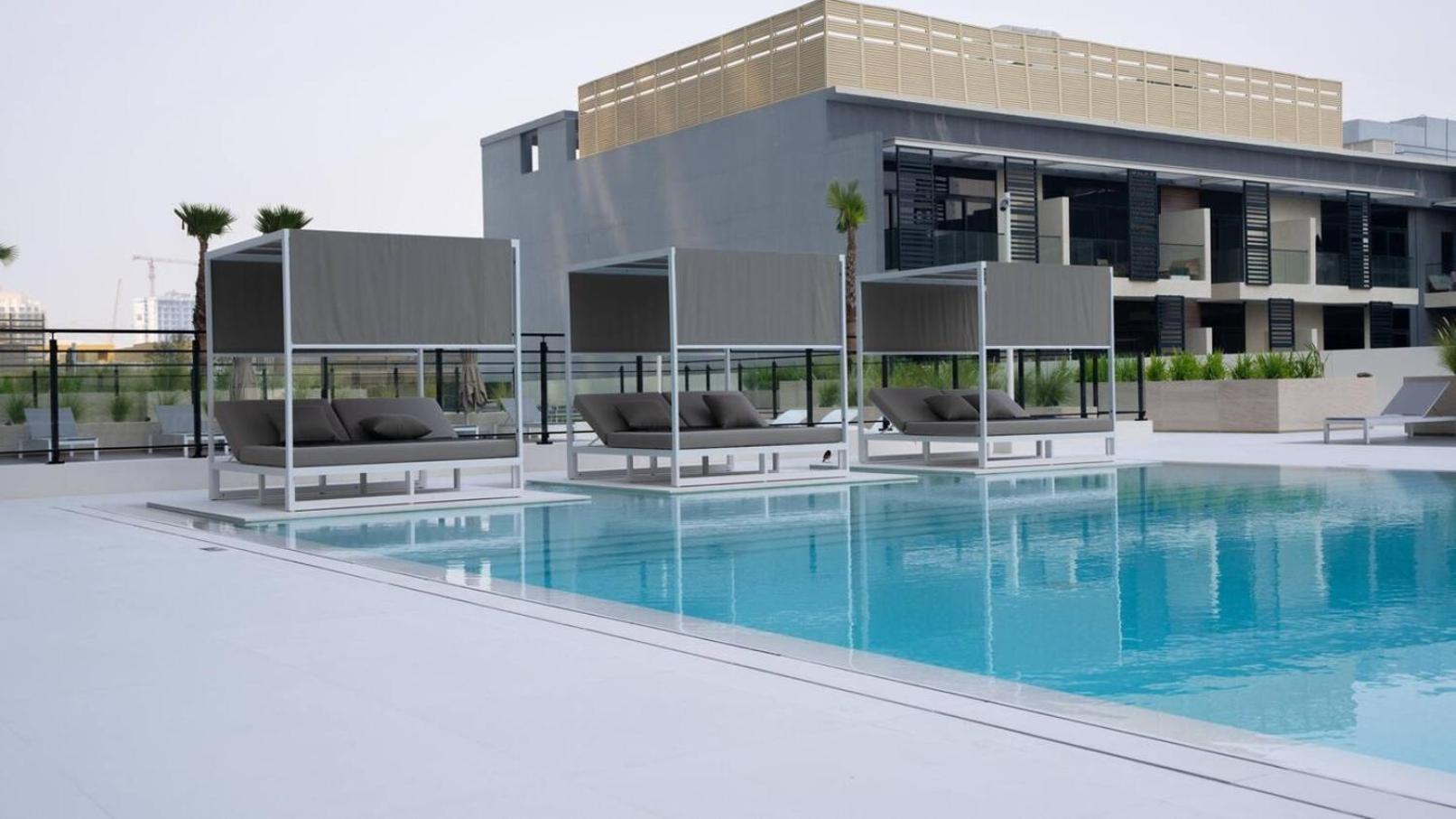 Calm 1br Jvc Pool, Balcony, Parking Apartment