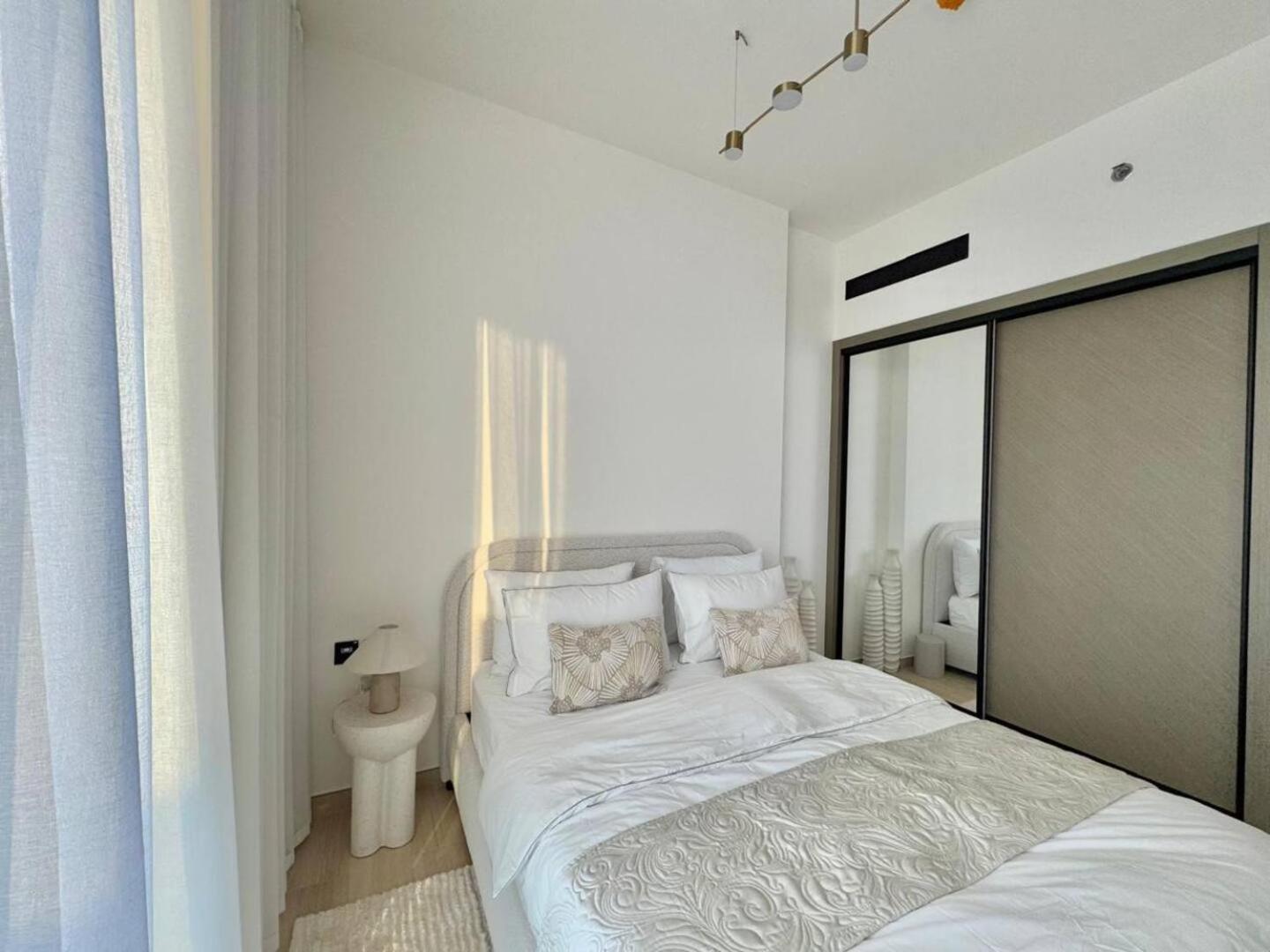 Calm 1br Jvc Pool, Balcony, Parking *